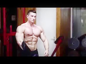Stunning Young French Bodybuilder