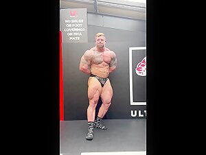 IFBB Pro Nathan Styles form checking