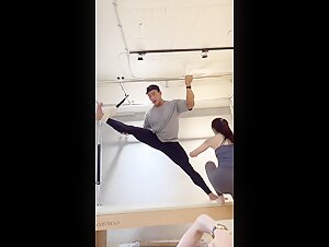 Liu Li Hsuan - Pilates in Tights