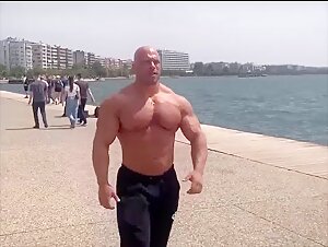 muscle beast in public