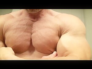 MUSCLE DADDY PLAYS WITH HIS NIPPLES AND PECS