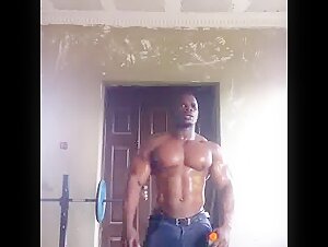 AFRICAN MUSCLE