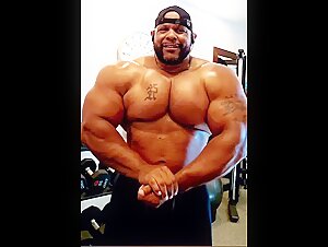 Black HULK! - beefymuscle.com