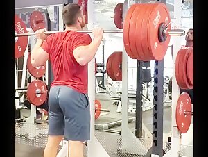 Barbell squats glutes training