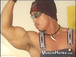 Nude Muscle Men - Carlos Botero - Private Muscle Show