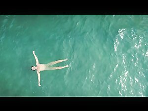 Marco Pigossi naked - High Tide (Maré Alta 2025)