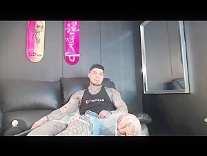Thumb 6