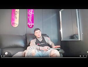Thumb 8