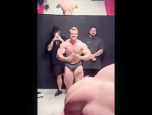 Thumb 9