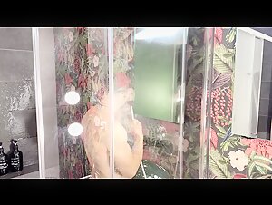 TOMMYWILDE TBF SHOWER