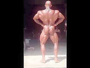 grumpygrizzly_ifbbpro