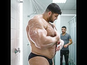 🔥Gym shower peeker💦 beefymuscle.com