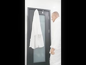 Muscle Daddy takes off his white bathrobe