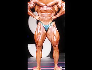 Justin Savoie 🇨🇦IFBB PRO Bodybuilder