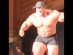 🔥Beefy offseason bodybuilder muscleporn💪 beefymuscle.com