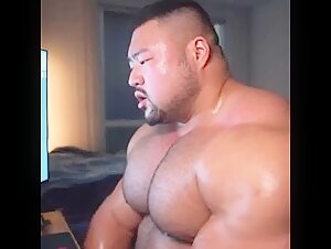 🔥Bodybuilder bro was making cum protein shake💦 beefymuscle.com