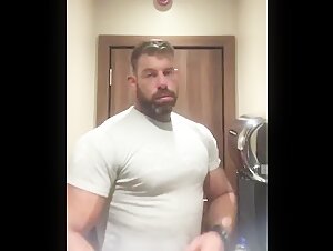 Who TF is this? I need this man in my life!