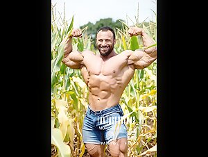 Corn Field Bodyuilder