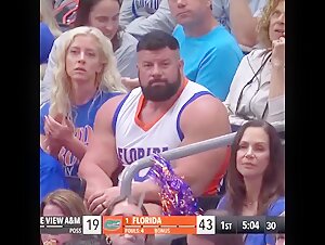 Enormous Jacked Florida Man Can’t Keep the Cameras Off Him