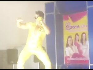 Stripp muscle show