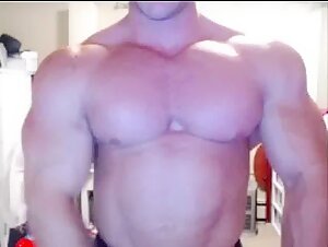 Pro IFBB Muscular Butt BB Larry Morrison Naked Muscle Pose For Admirer 1