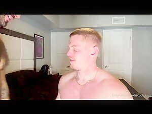 Fit musky pits dudes fucking bare