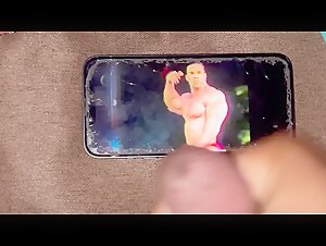 Cums to Kevin Levrone