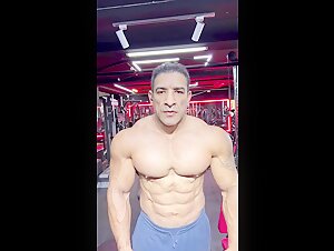 muscle daddy-18