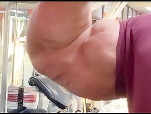 Thumb 8